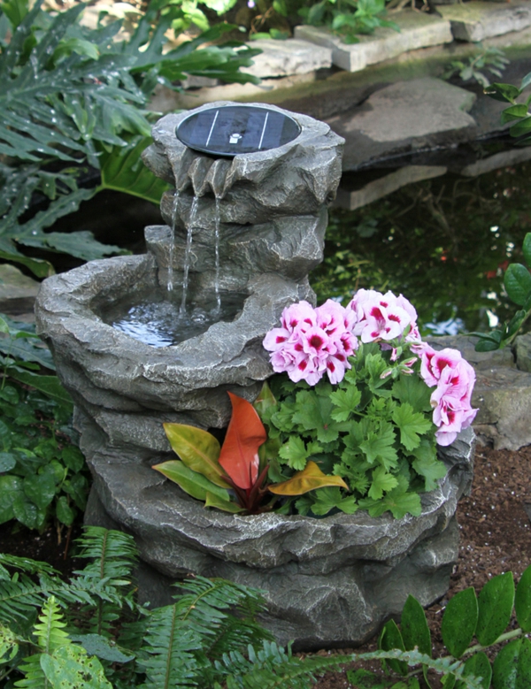 Solar Springbrunnen für den Garten