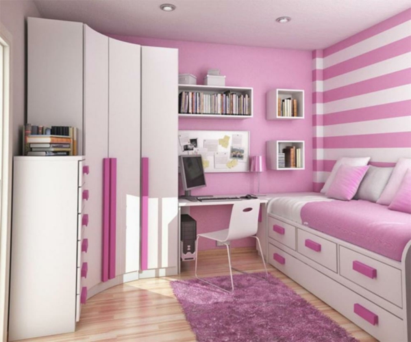 Schlafzimmer-in-rosa-Farbe-