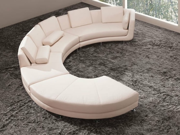 modernes-halbrundes-Sofa-weiß