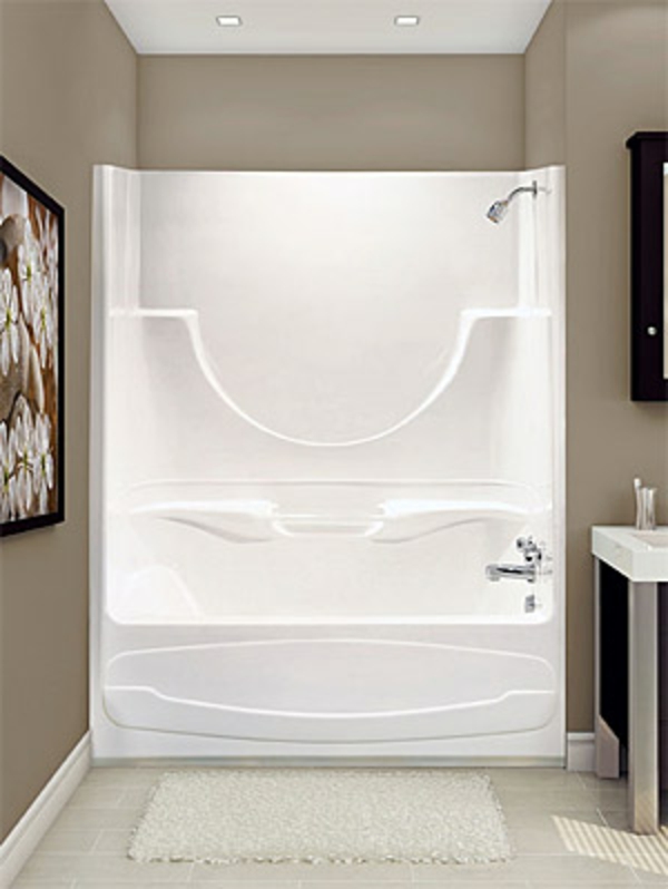 badewannen-mit-duschzone-ultramodernes-design