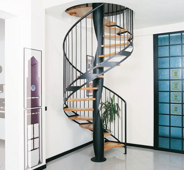 effektvolle-Ideen-für-das-moderne-Interior-Design-Innentreppe-Windeltreppe