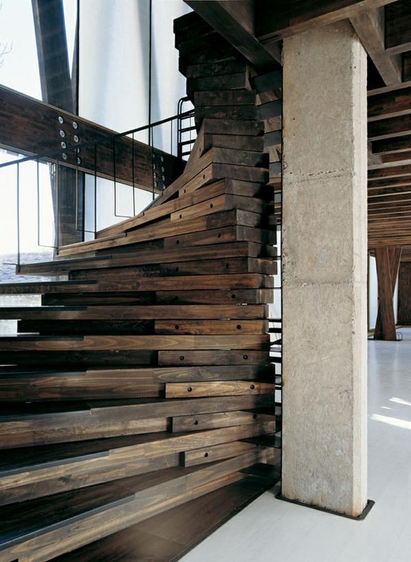 originelle Architektur Treppen aus Holz 