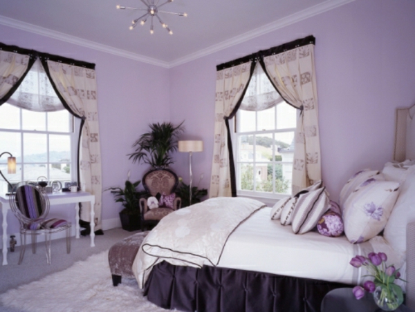 moderne lila wände und schöne gardinen für schlafzimmer