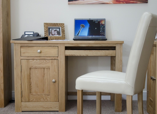 Wohnideen-PC-Tisch-aus-Holz-Interior-Design-Ideen