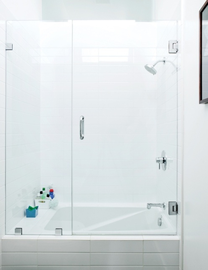 luxus-badezimmer-modernes-badezimmer-design-badezimmer-badewanne-mit-duschzone