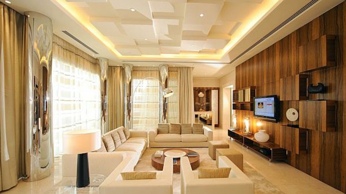 luxus-wohnzimmer-beige-farben-regalsystem