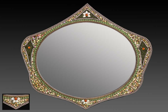 mosaik-spiegel-sehr-kreative-form