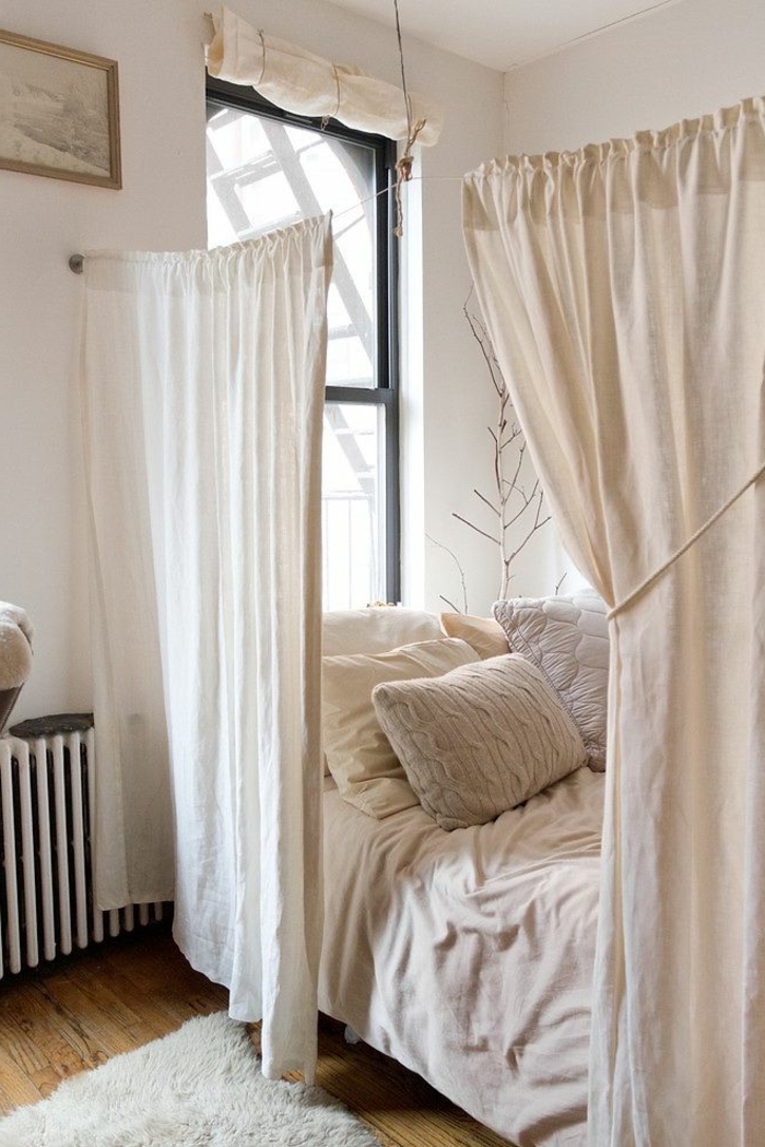 raumtrenner-vorhang-attraktive-ausstattung-vom-romantischen-schlafzimmer