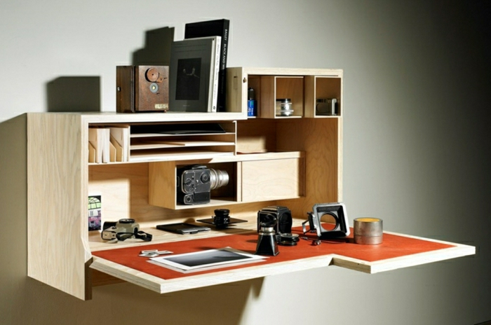 einmaliges-Interieur-Schreibtisch-Regale-Holz-Cameras