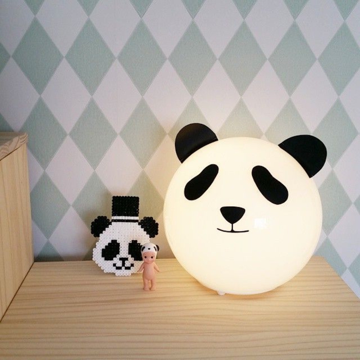 Designer-Leuchten-fürs-Kinderzimmer-leuchtender-Panda