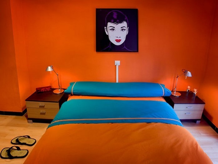 Schlafzimmer-orange-Eine-coole-Ausstattung