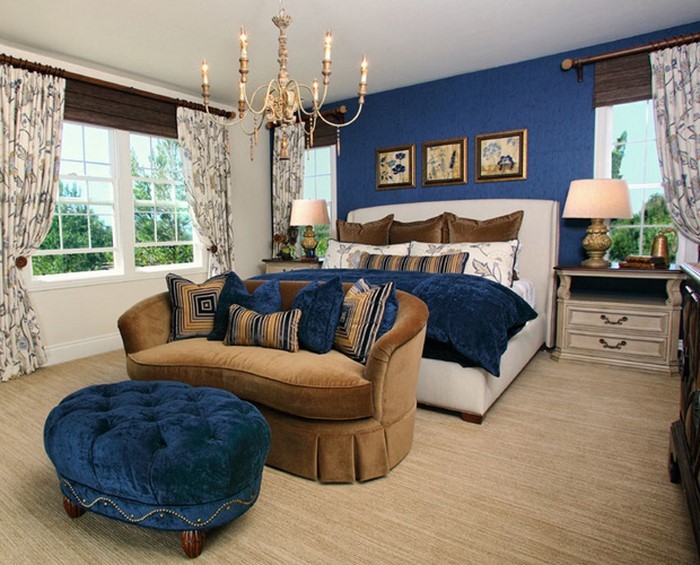 Schlafzimmereinrichtung-in-Blau-Ein-verblüffendes-Design
