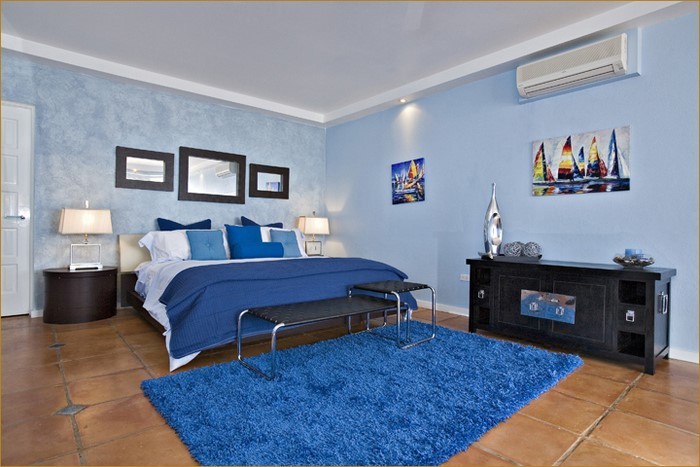 Schlafzimmereinrichtung-in-Blau-Eine-wunderschöne-Ausstattung