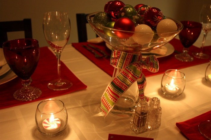 Tischdeko-mit-Kerzen-zum-Silvester