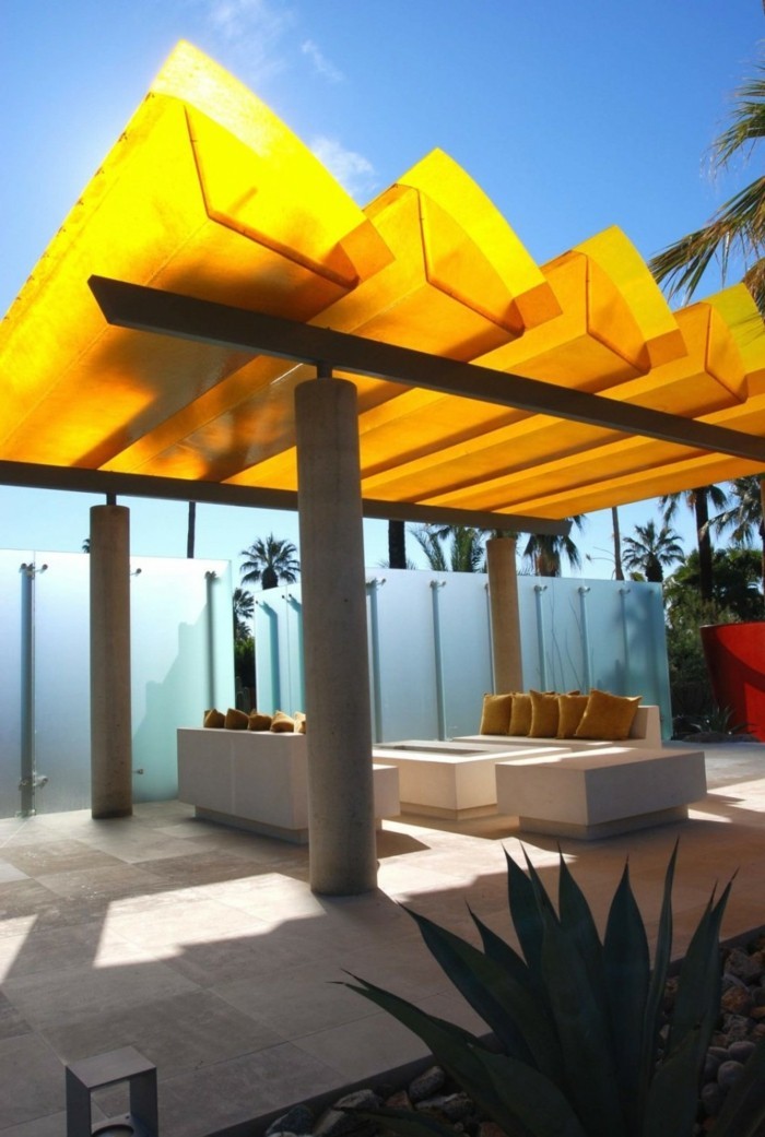 sitzecke-moderne-pergola-und-patio-gestaltung