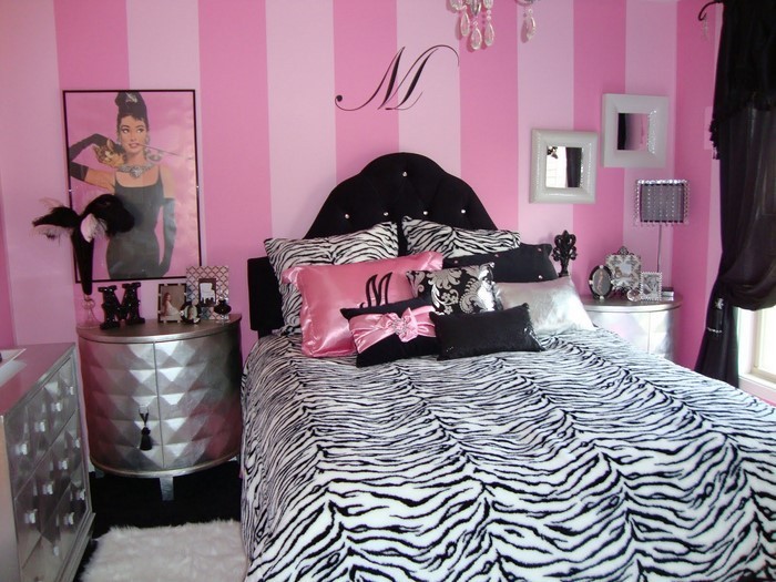 Schlafzimmer-farblich-gestalten-mit-Rosa-Ein-cooles-Interieur