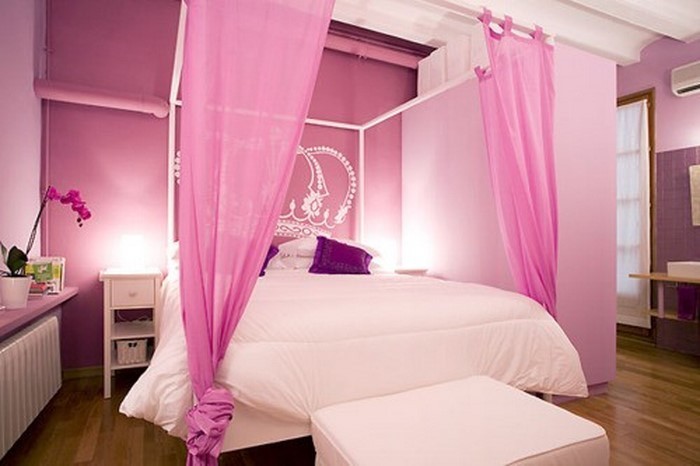 Schlafzimmer-farblich-gestalten-mit-Rosa-Eine-tolle-Gestaltung