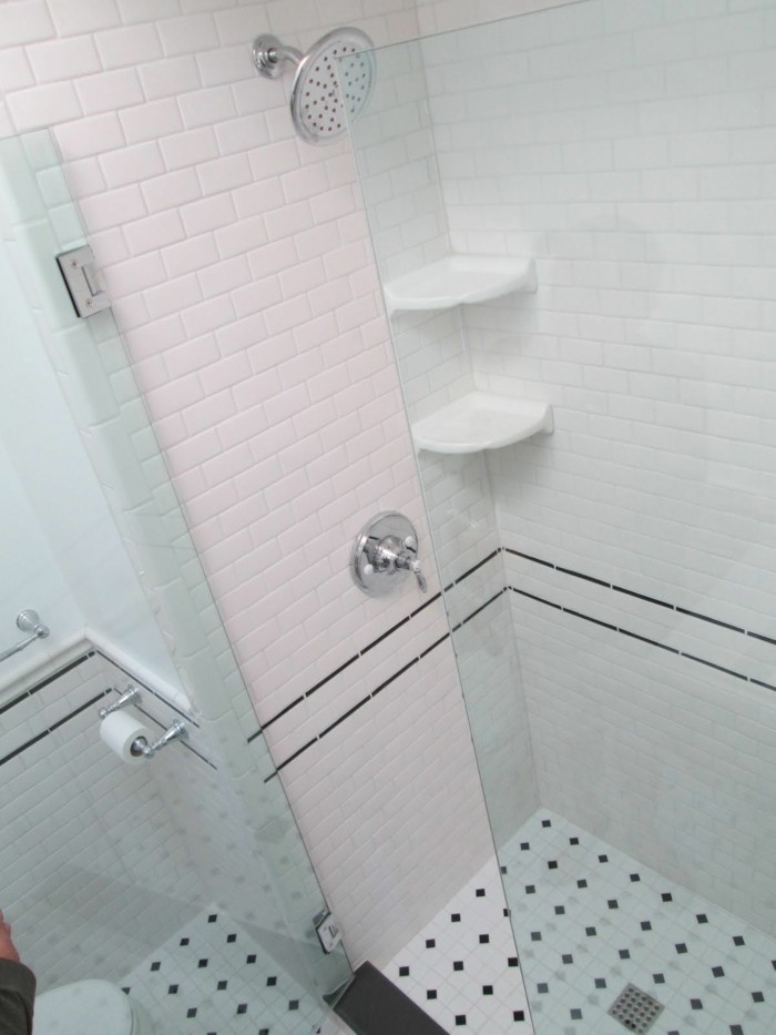 badezimmer-ideen-fur-kleine-bader-rosa