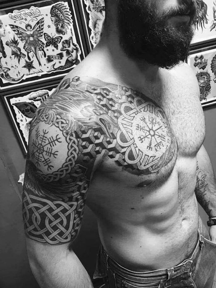 Motive mann brust tattoo Tattoo Mann