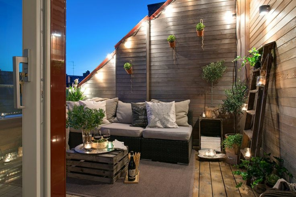 luxus balkone mit schlichten beleuchtungen und dekopflanzen