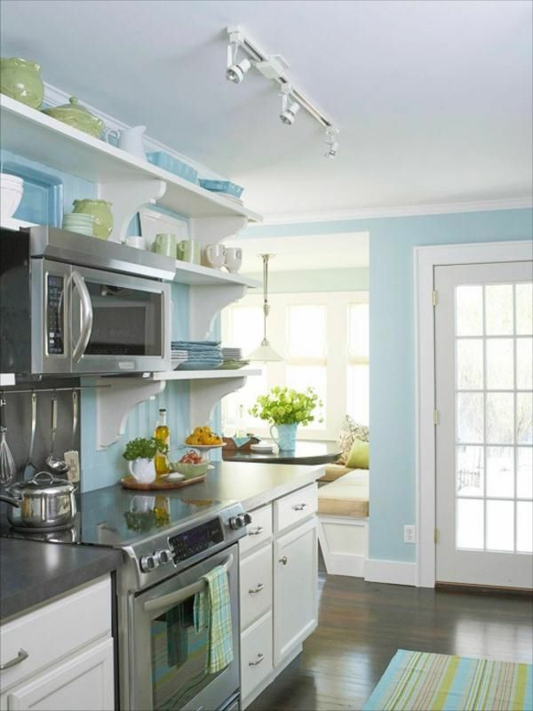 blaue und weiße farbe für die küche schlichtes interieur