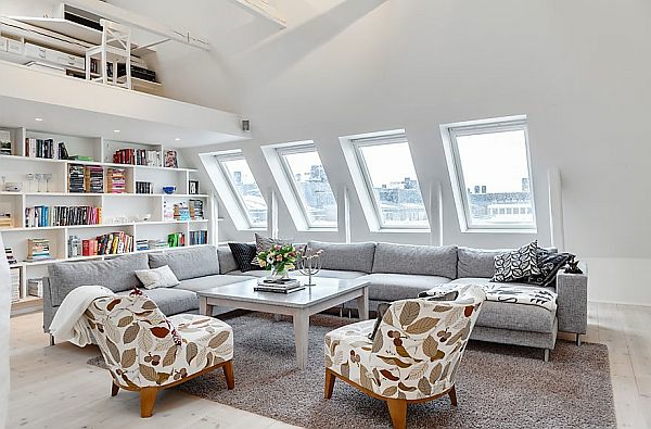 weiße farbe und schöne möbel in einer luxus dachwohnung