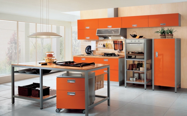 orange-küche-gestalten- super modell