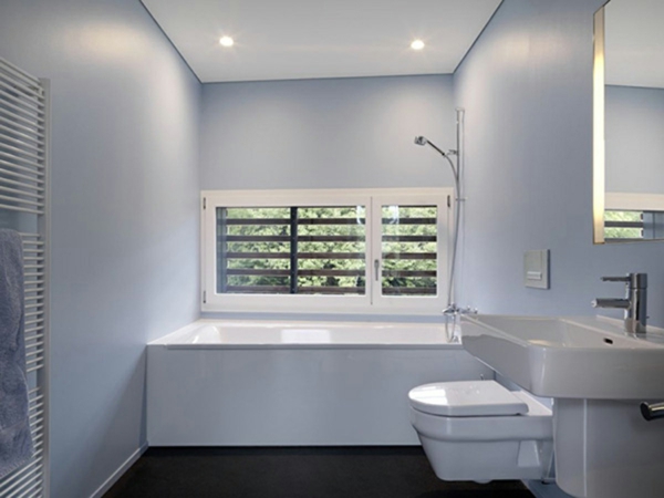 badgestaltung-ideen-weiße-farbe - spiegel und waschbecken