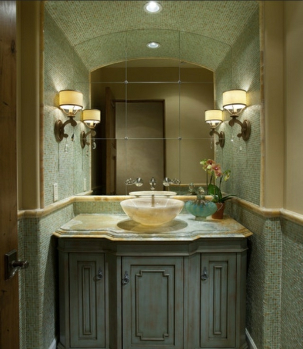 grünes-badezimmer-moderne-dekoration-für-kleine-bäder - spiegel modell