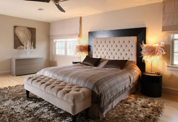 schlafzimmer-design-modern-beige-taupe-shaggy-teppich-schöner-wohnen-farbe - weicher teppich
