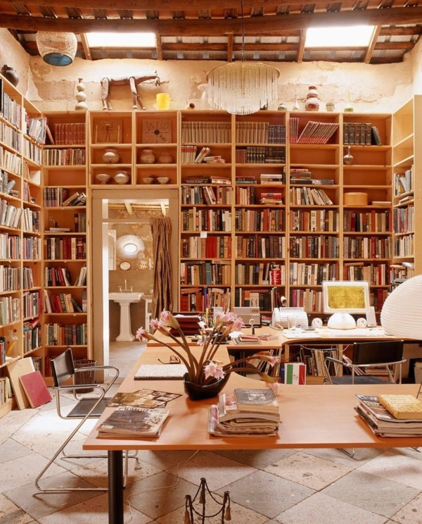 dekorativ- Haus – Bibliothek