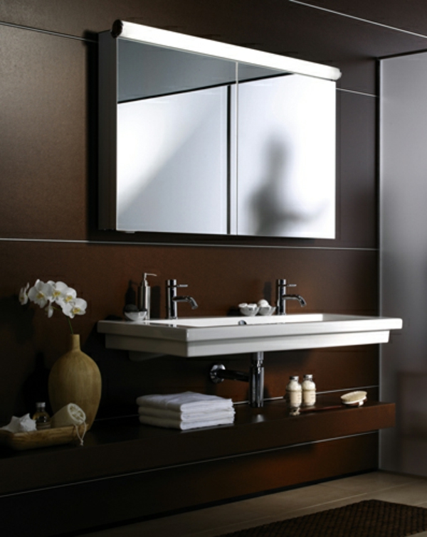 eleganter-spiegelschrank-für-badezimmer
