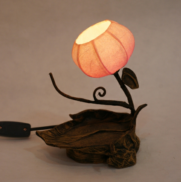 orientalische-lampen-taupe-hintergrund-wie ein blume aussehen