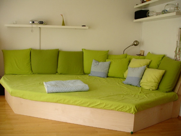 sofa-grüne-farbtöne