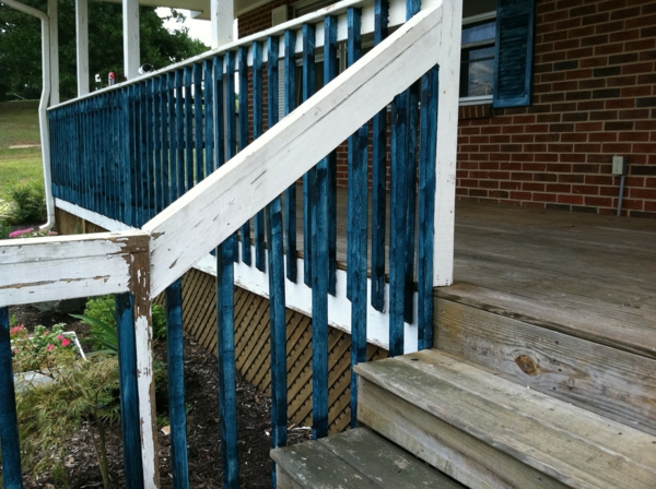 veranda-mit-treppen-selber-bauen- bäuerlicher look