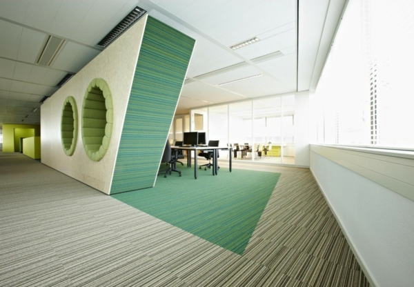 Farbbedeutung-Grün-modernes-Büro-grün-weiss-mit-einfachen-Linien