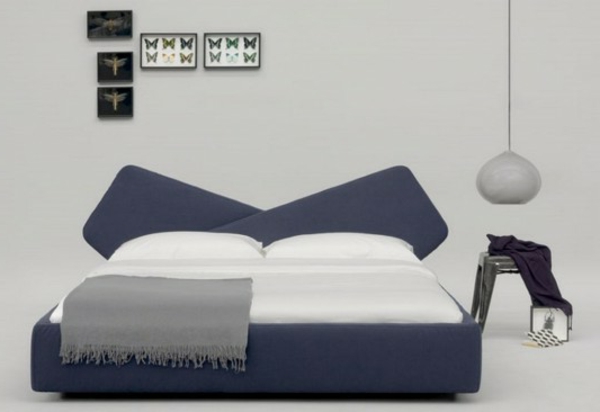 Grosse- Betten- im japanischen- Still-hängende Lampe