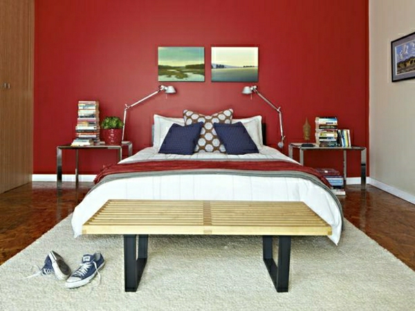 farbideen-für-schlafzimmer-gesättigte-farbe-rot
