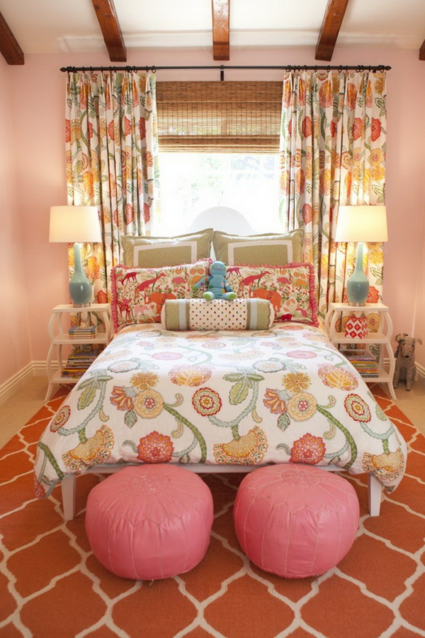 gardinenvorschläge-dekorative-blumen-schlafzimmer