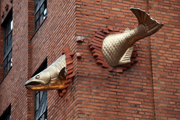 künstler-skulpturen-salmon-portland