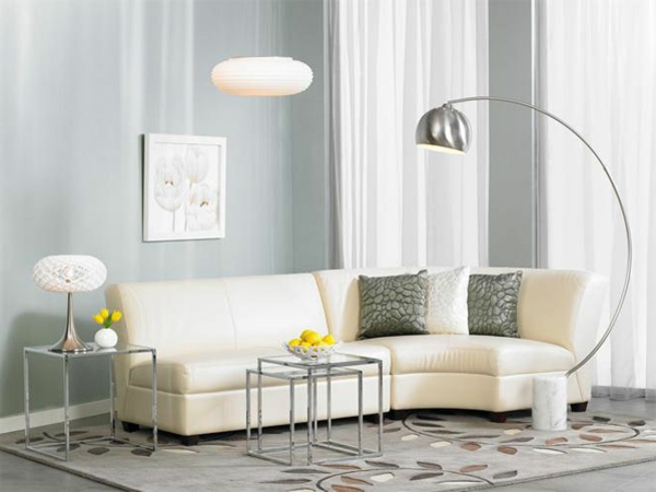 schöne-beleuchtungsideen-für-wohnzimmer-graue wandfarbe