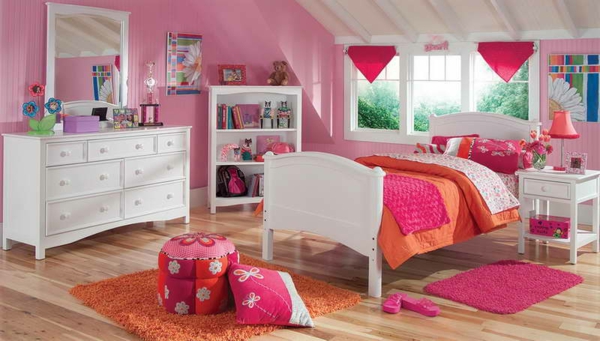 wandfarbe-pink-für-das-mädchenzimmer-weiße schubladen