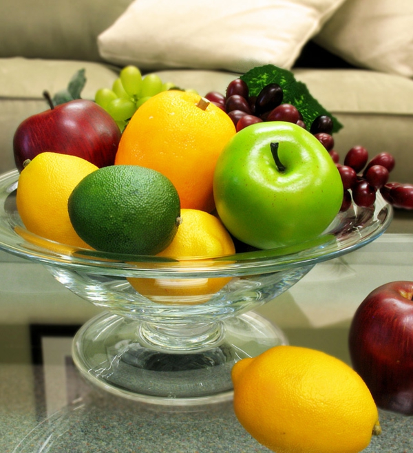 Dekoration-aus-Obst-für-den-Tisch-Dekoidee-Künstliches Obst