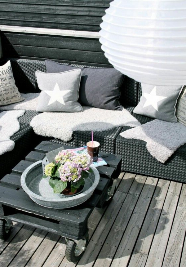 Loungemöbel-Rattan-für-Terrasse-moderne-Ausstattung