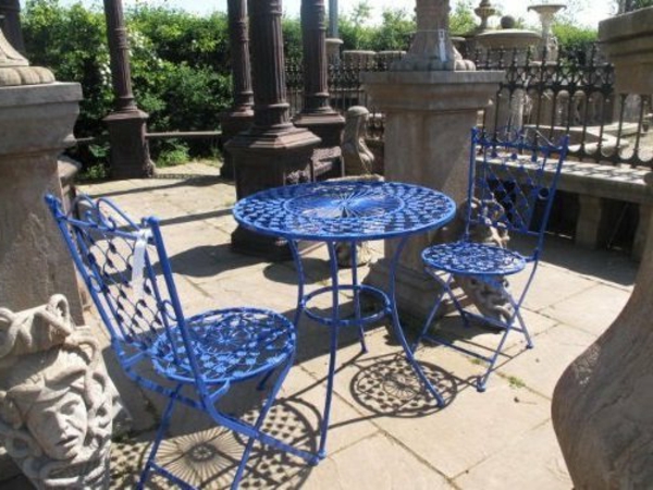 Metall- Gartenstühle-Blaue-Farbe-Gartendesign-Farbe