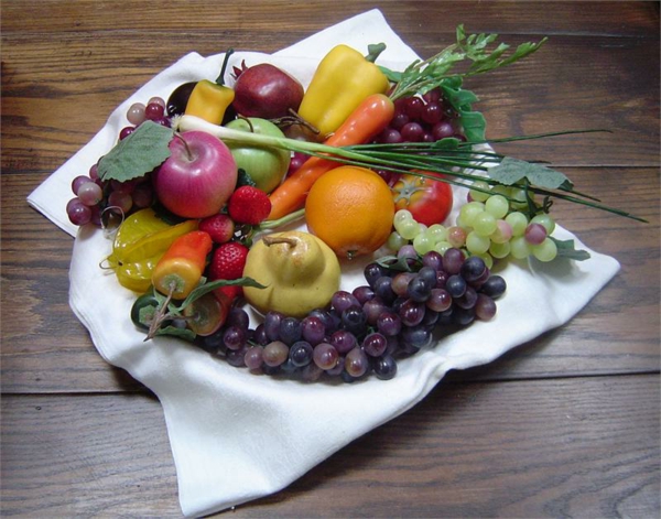 Obst-Deko-Gemüsedeko-Ideen-schöne-Gestaltung