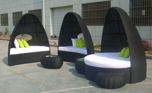 Rattan- Loungemöbel-für-Draußen-wunderbare-Idee