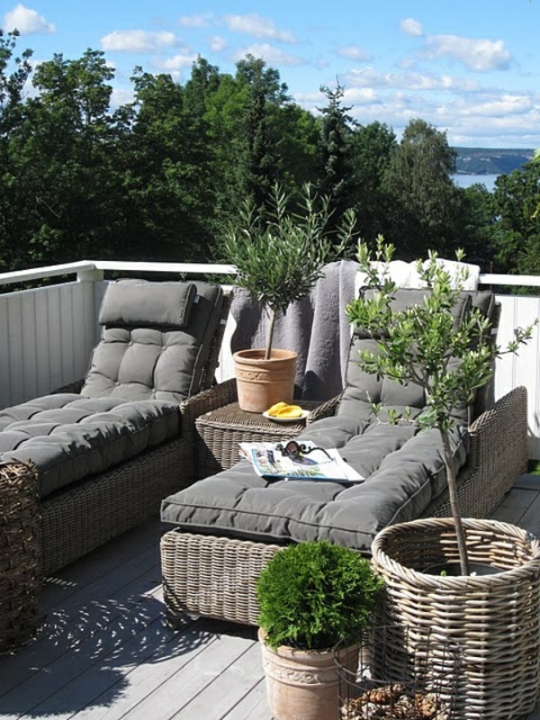 bequeme-Lounge-Möbel-für-Draußen-Wohnidee