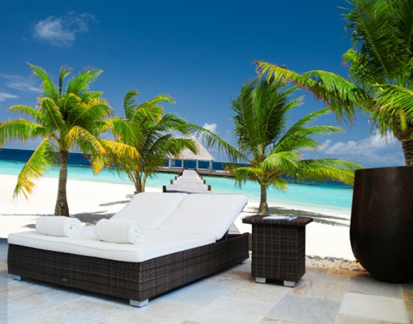 deko-palme-schöne-wandgestaltung-fürs-schlafzimmer