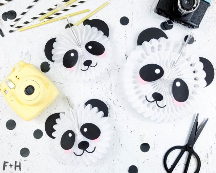 erster geburtstag deko, panda köpfe aus weißem und schwarzem papier, anleitung